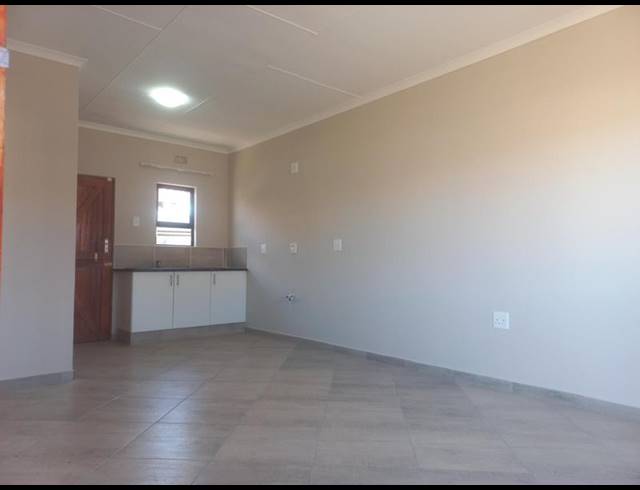 2 BEDROOM HOUSE FOR SALE IN QUEENSTOWN CENTRAL